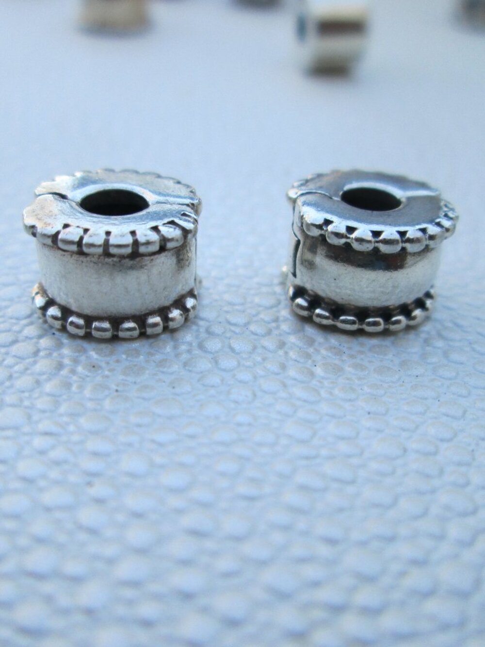 set of 2 lot Pandora 925  ALE Sterling Silver  Clip Charm 790267